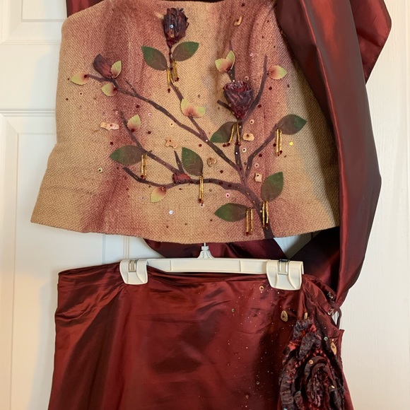 Three piece couture evening wear - Picture 2 of 5